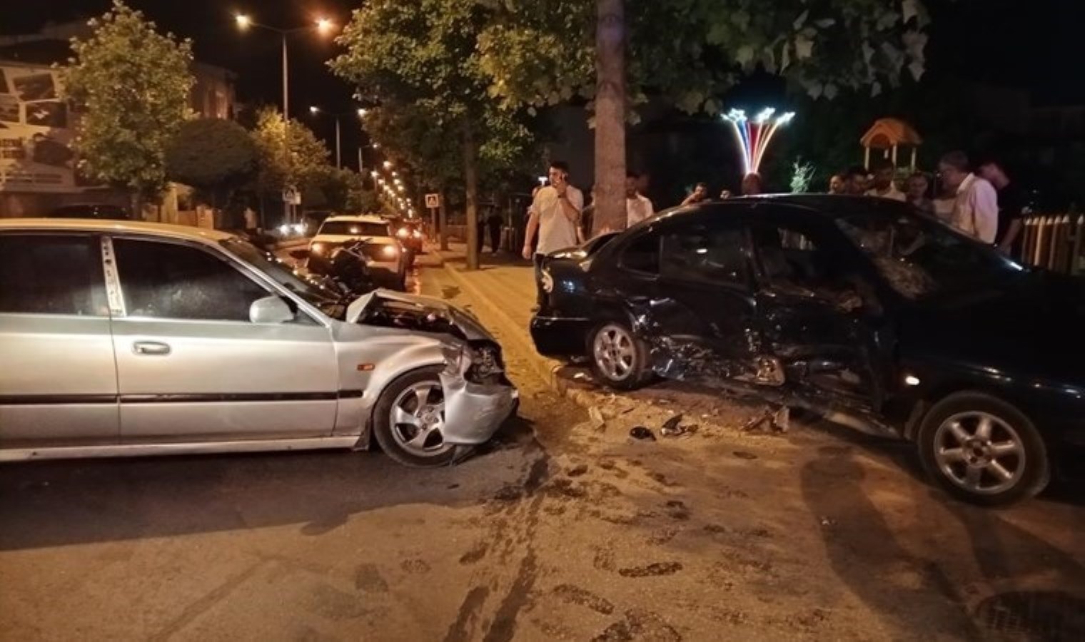 Samsun’da iki otomobil çarpıştı: 2 yaralı!